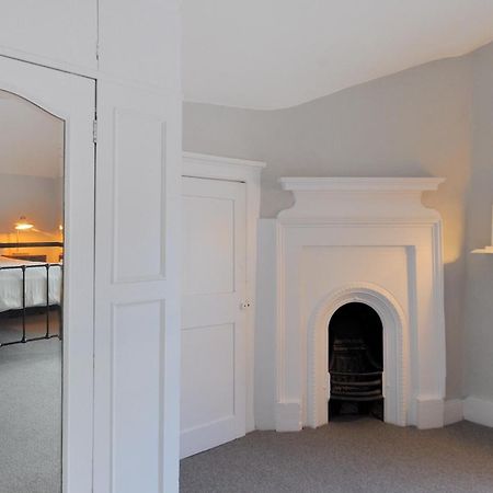 Villa The Nest Lyme Regis Esterno foto